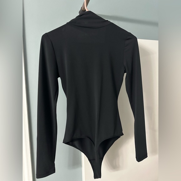 Abercrombie black bodysuit - Picture 4 of 4